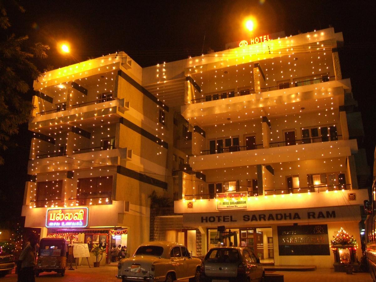 Hotel Saradharam チダンバラム エクステリア 写真